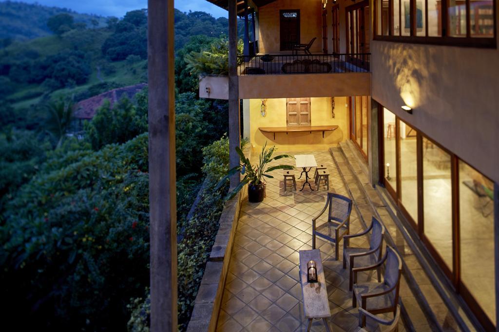 Bamboo Villa Kandy Digana Exterior photo