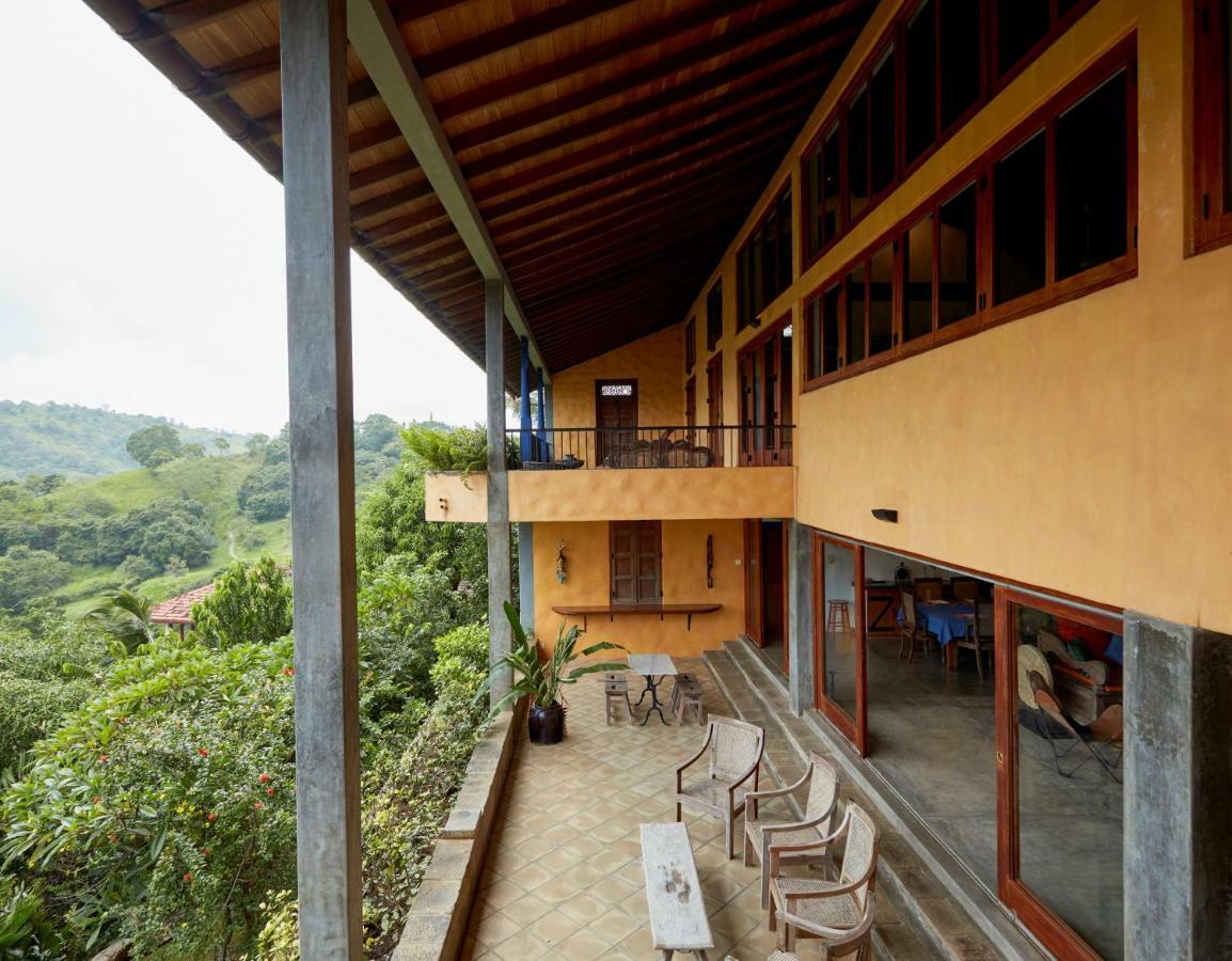 Bamboo Villa Kandy Digana Exterior photo